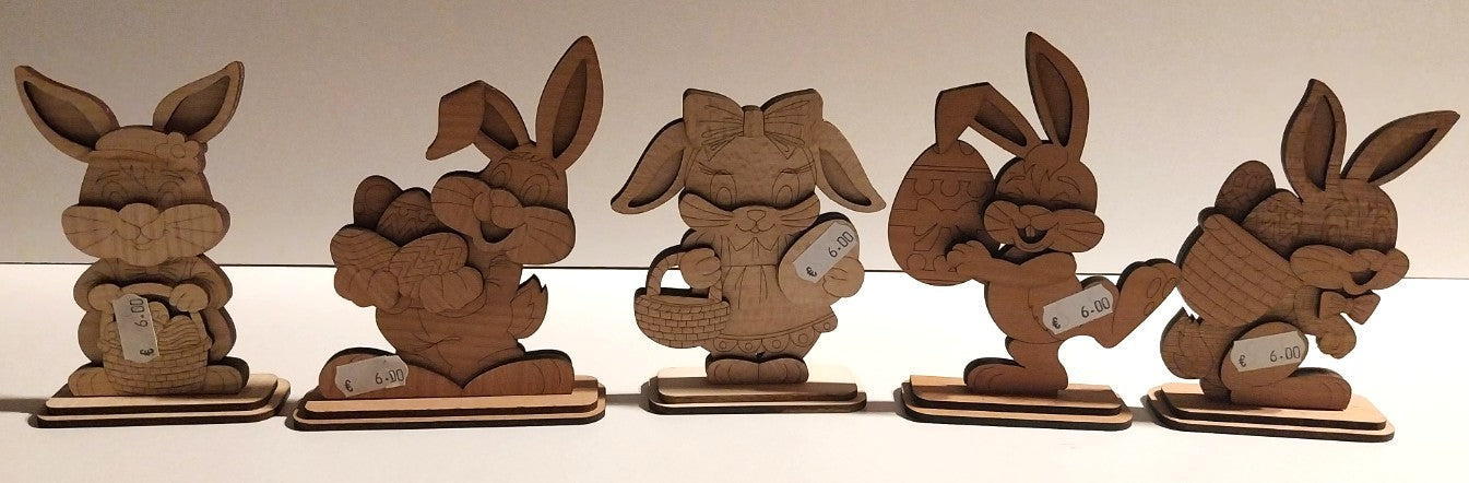Figurines